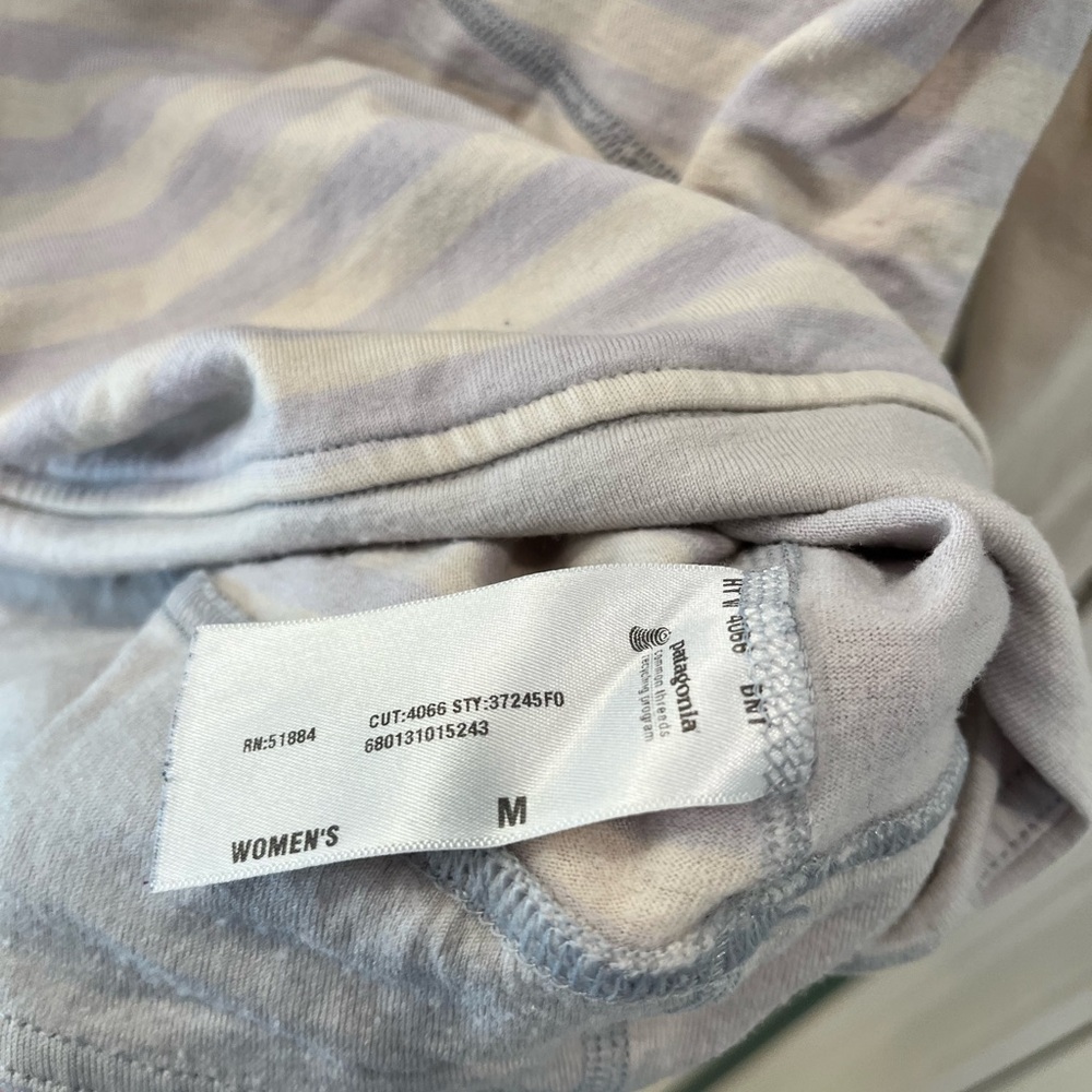 Striped Thermal Patagonia Hooded Top with Cream Sleeves - Picture 7 of 12